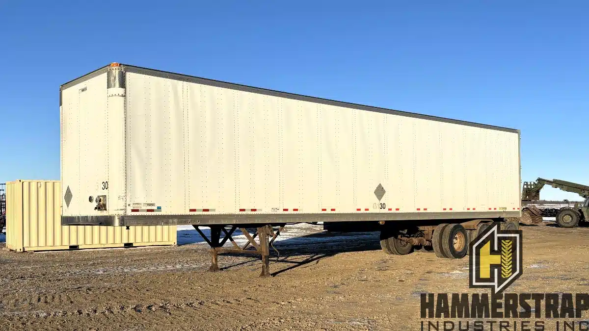 Used 2002 Manac 48 Ft x 102 inch Triple Axle Dry Van Semi Trailer Trailer - Van