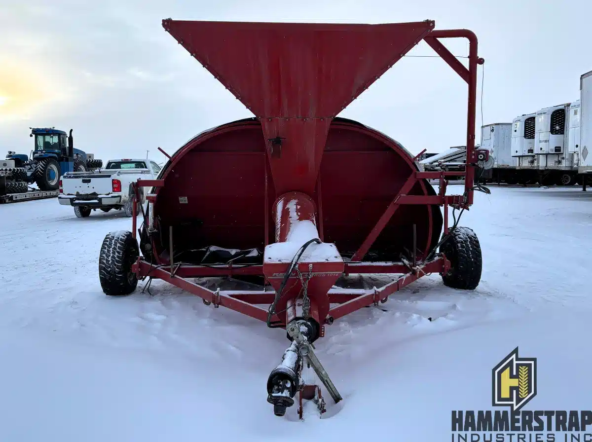 Gallery image 2 for Used 2014 Renn RGB 1016 Grain Bagger
