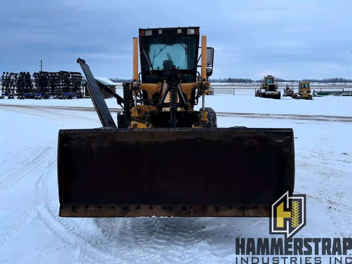 Gallery image 2 for 1998 Champion 726A VHP Grader