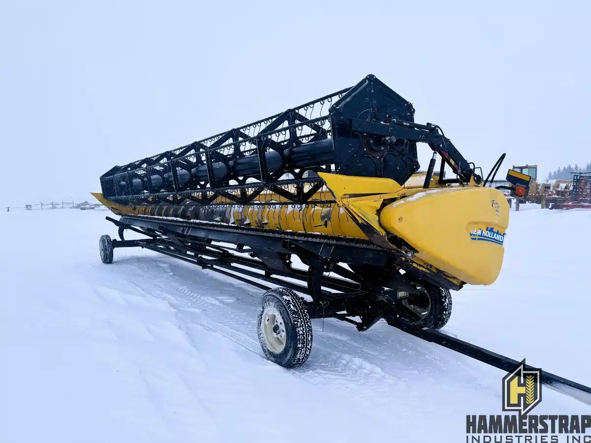 2017 New Holland 760CG Header - Auger