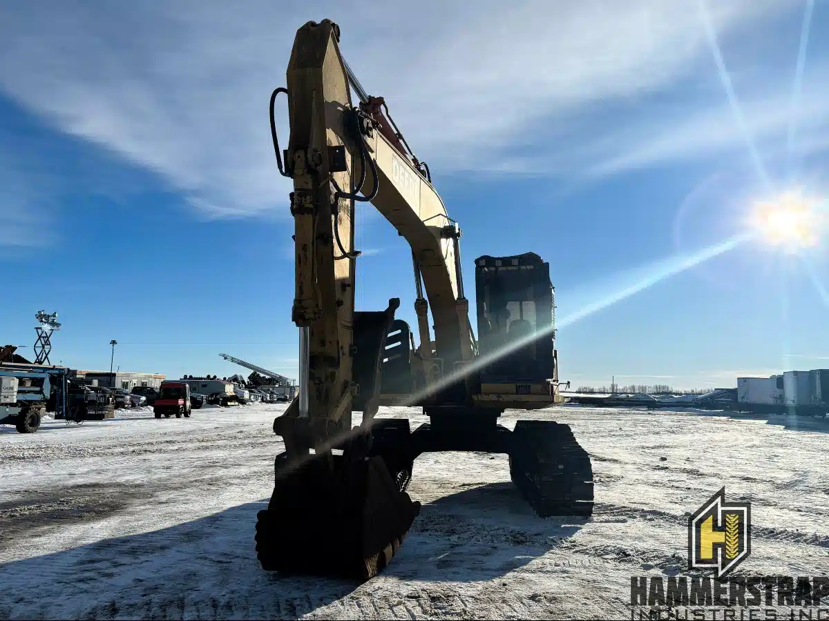 Gallery image 2 for 2003 John Deere 2554 Roadbuilder Excavator Track Hoe Excavator