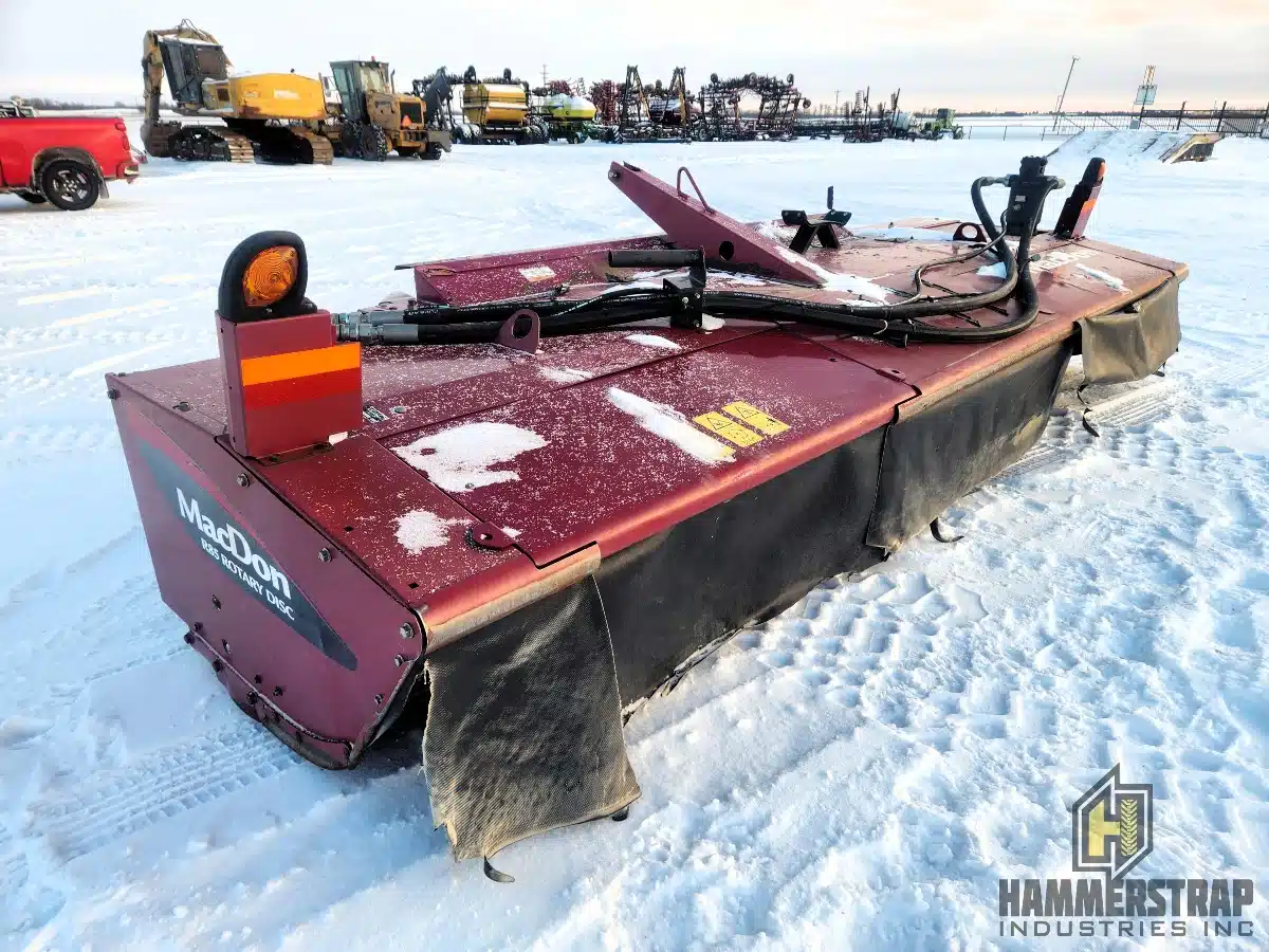 Gallery image 2 for 2011 MacDon R85 Disc Mower Conditioner