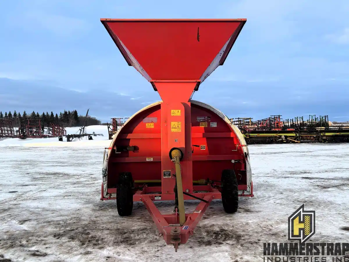 Gallery image 2 for 2008 Akron E9250D Grain Bagger