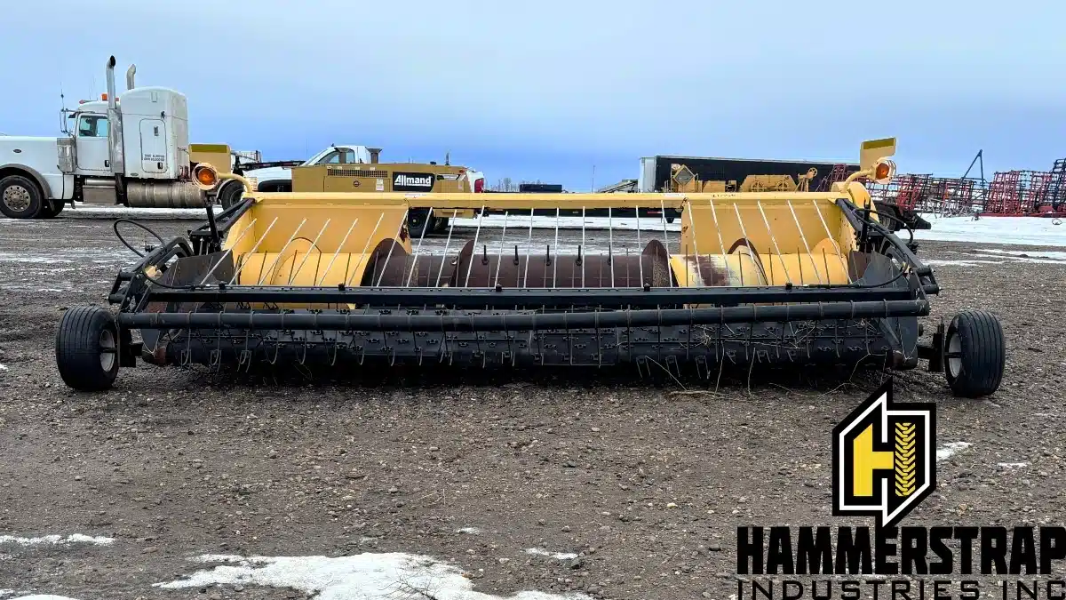 Gallery image 2 for 2003 New Holland 76C Header - Pickup