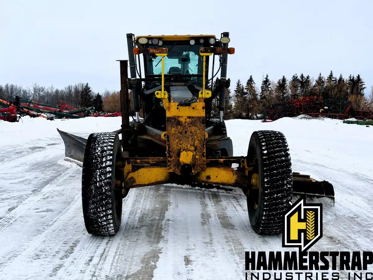 Gallery image 2 for 2006 DEERE 770D Grader