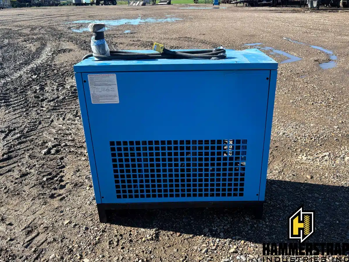 Gallery image 2 for 2022 MASTER AIRE MSTD 30/3.8F 135 CFM Air Refrigeration Dryer Compressor