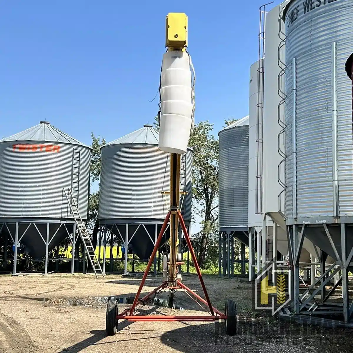 Gallery image 2 for Westfield WR 60-51 Auger