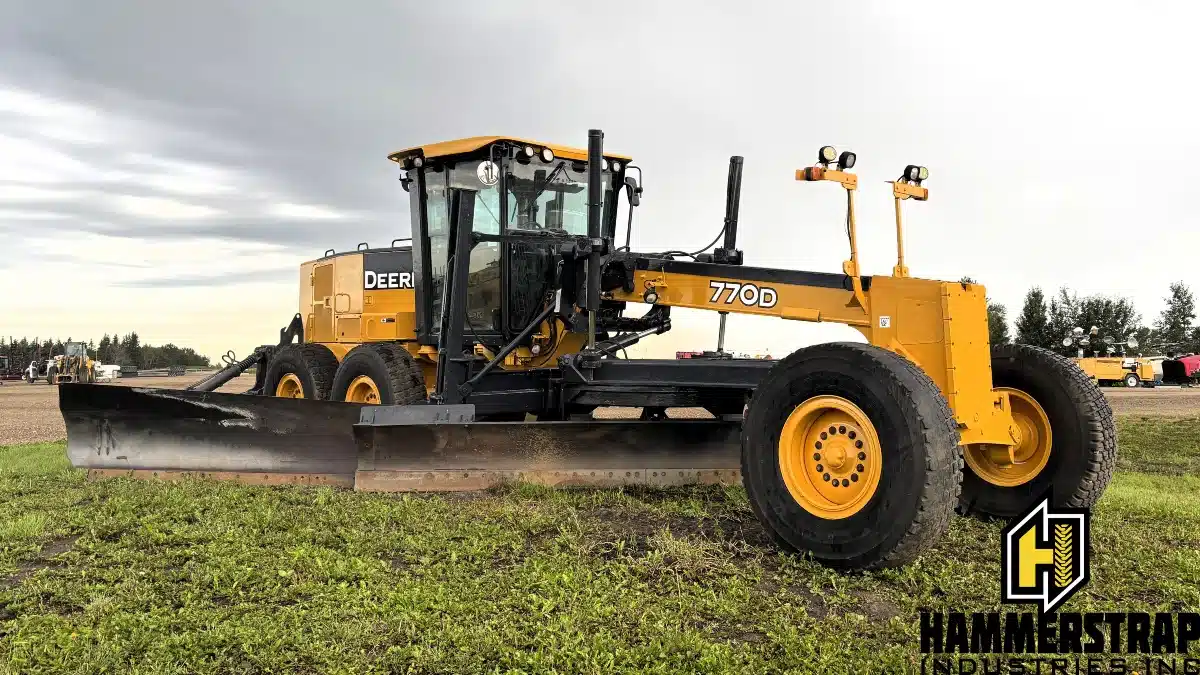 Gallery image 1 for 2006 John Deere 770D Road Grader