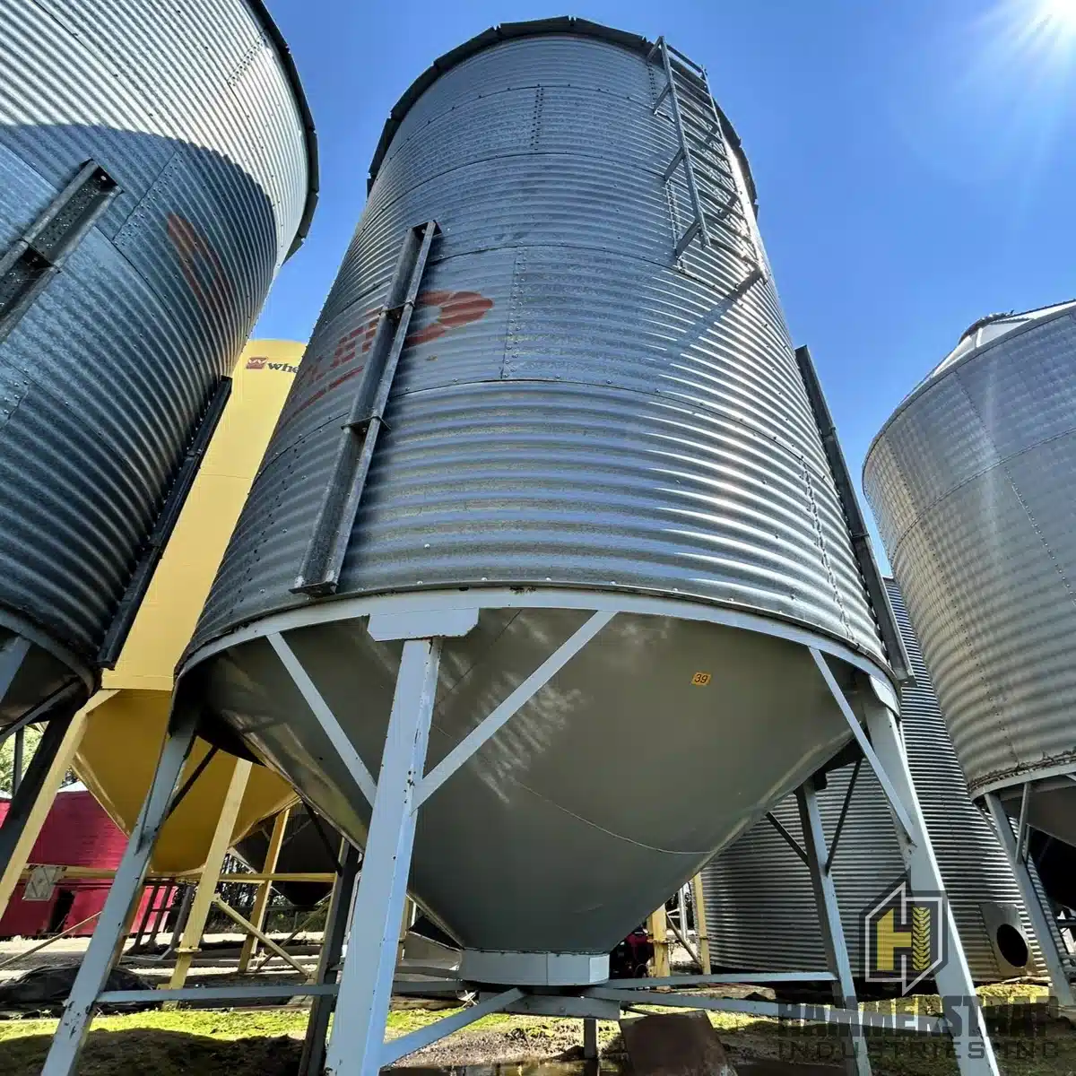 Photo de la Galerie 2 pour Butler 5 Ring 2200 bu Réservoir à grain