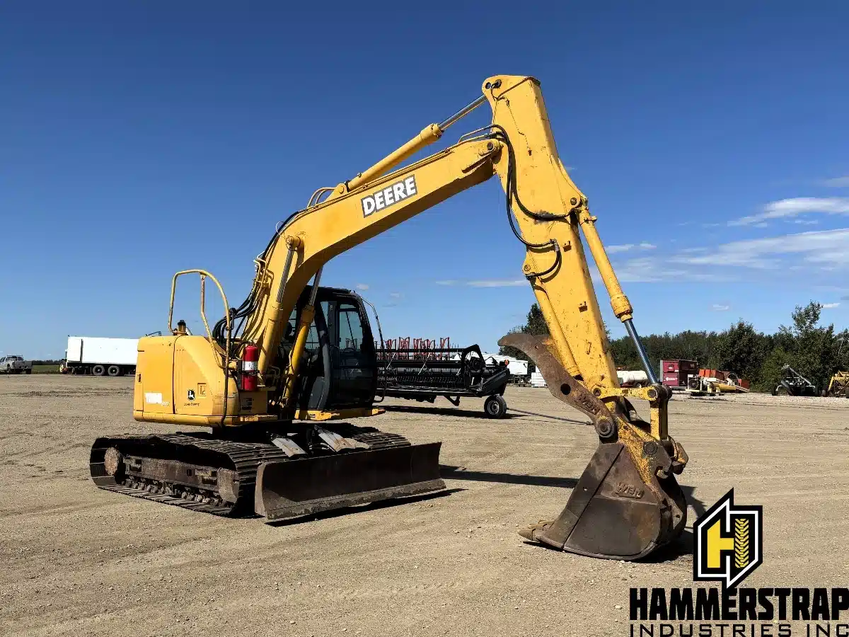 Gallery image 1 for 2007 John Deere 135C Excavator