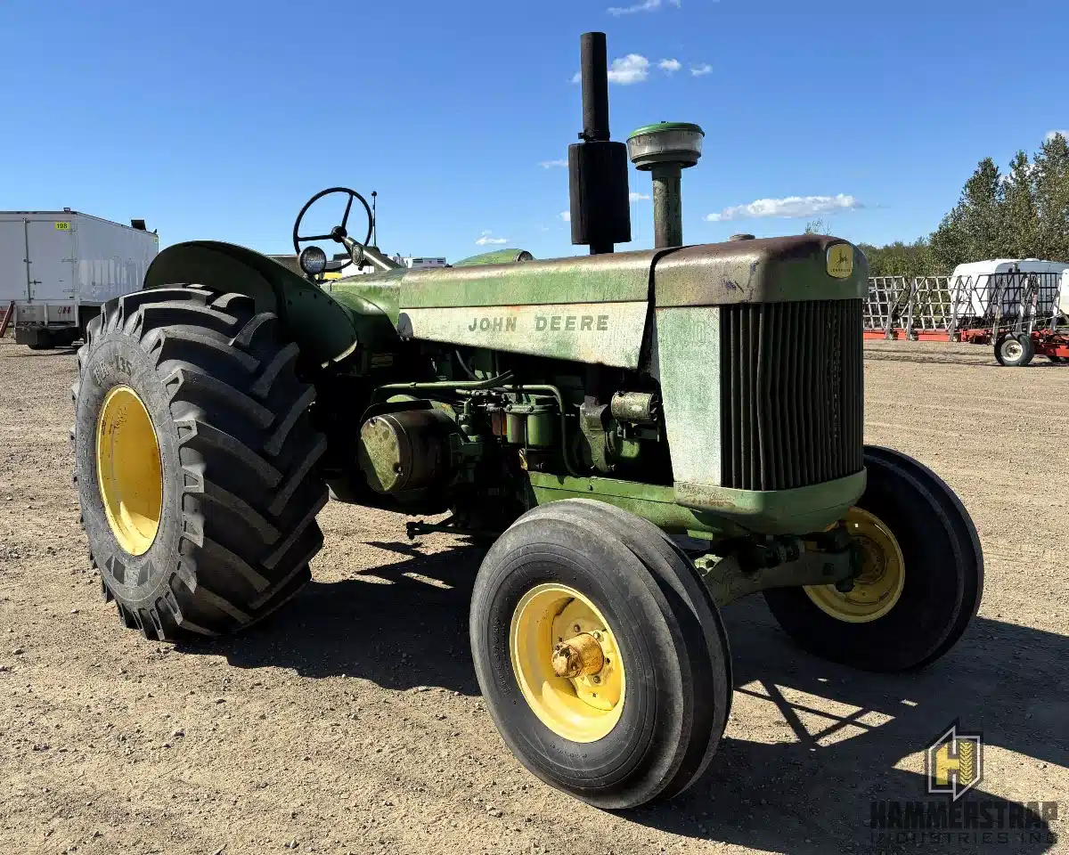 Gallery image 1 for 1959 John Deere 830 Tractor