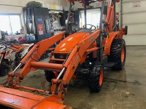Gallery image 1 for Used 2009 Kubota L39 Tractor