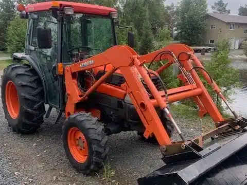 Gallery image 2 for Used 2007 Kubota L4630 Tractor
