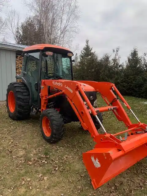 Gallery image 2 for Used 2012 Kubota L3940 Tractor