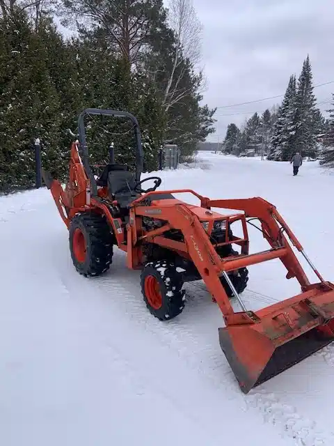 Gallery image 2 for Used 2007 Kubota B7510 Tractor