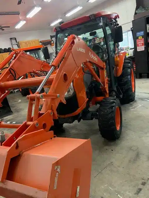 Gallery image 2 for Used 2016 Kubota L-4760 Tractor