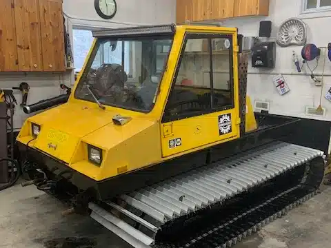 Gallery image 1 for 1995 Bombardier br100 Tractor