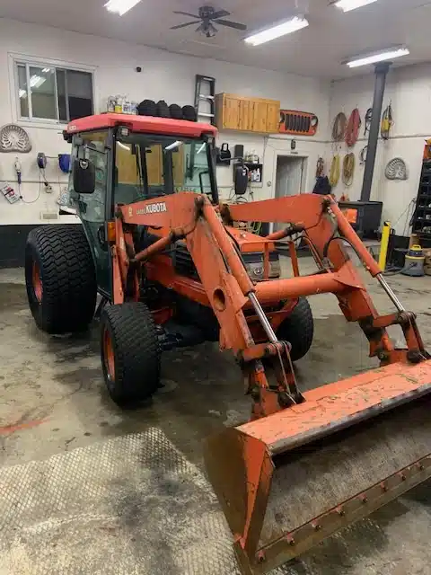 Gallery image 2 for 2002 Kubota L4610 Tractor