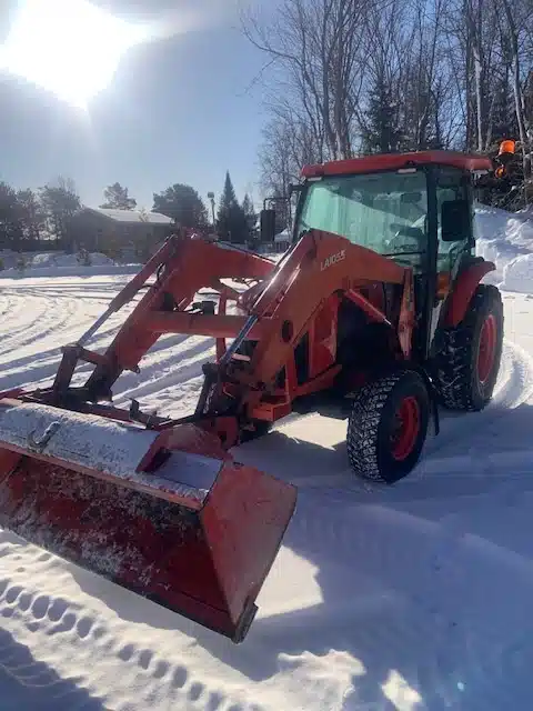 Gallery image 2 for 2016 Kubota L6060 Tractor