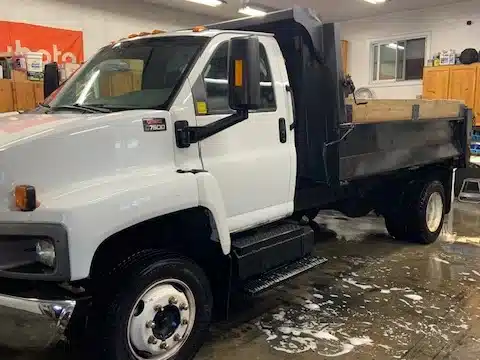 Gallery image 1 for 2004 GMC top Truck - Dump