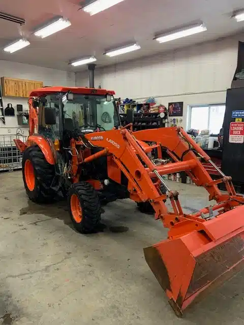 Gallery image 2 for 2018 Kubota L6060 Tractor