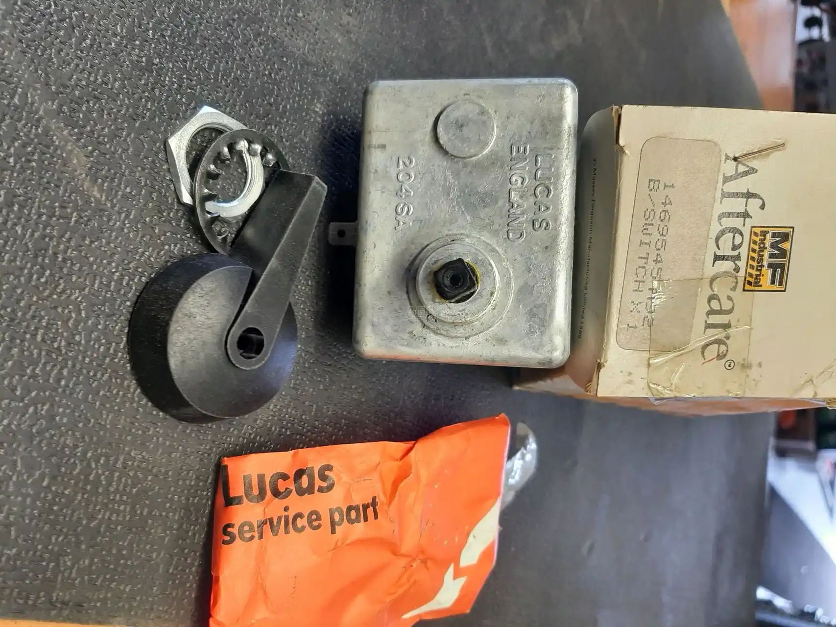 Gallery image 1 for Massey Ferguson 1469545M92 Parts New-Used