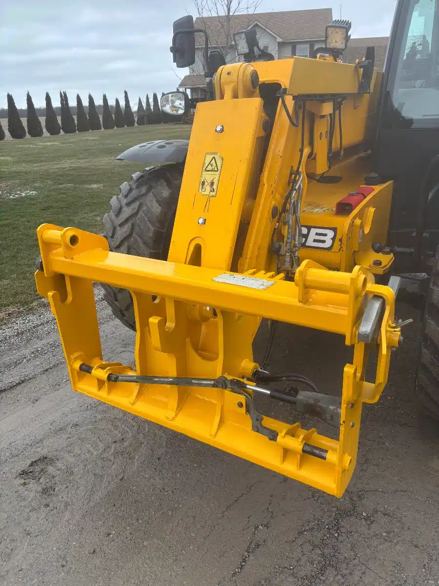 Gallery image 2 for 2019 JCB 542-70 TeleHandler