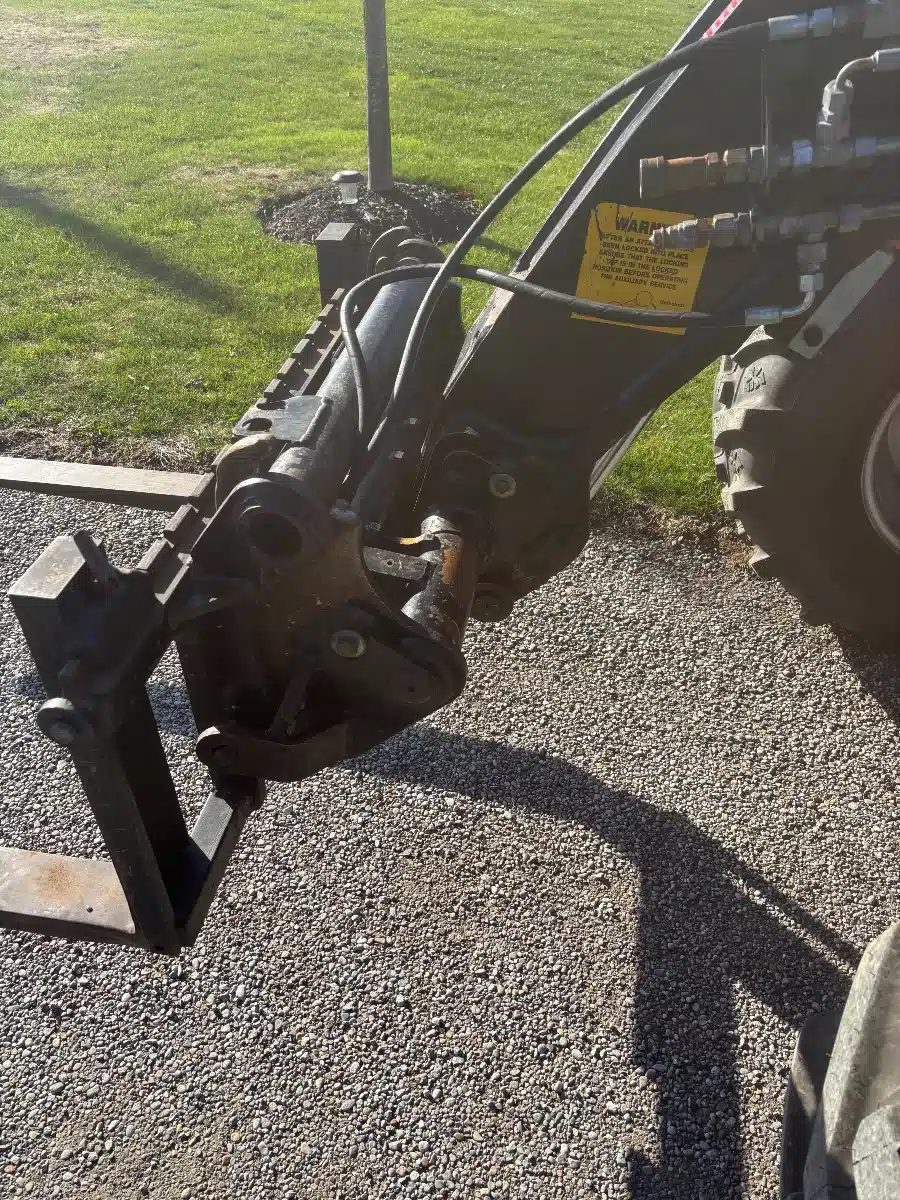 Gallery image 2 for 2008 Manitou MLT 627 TeleHandler