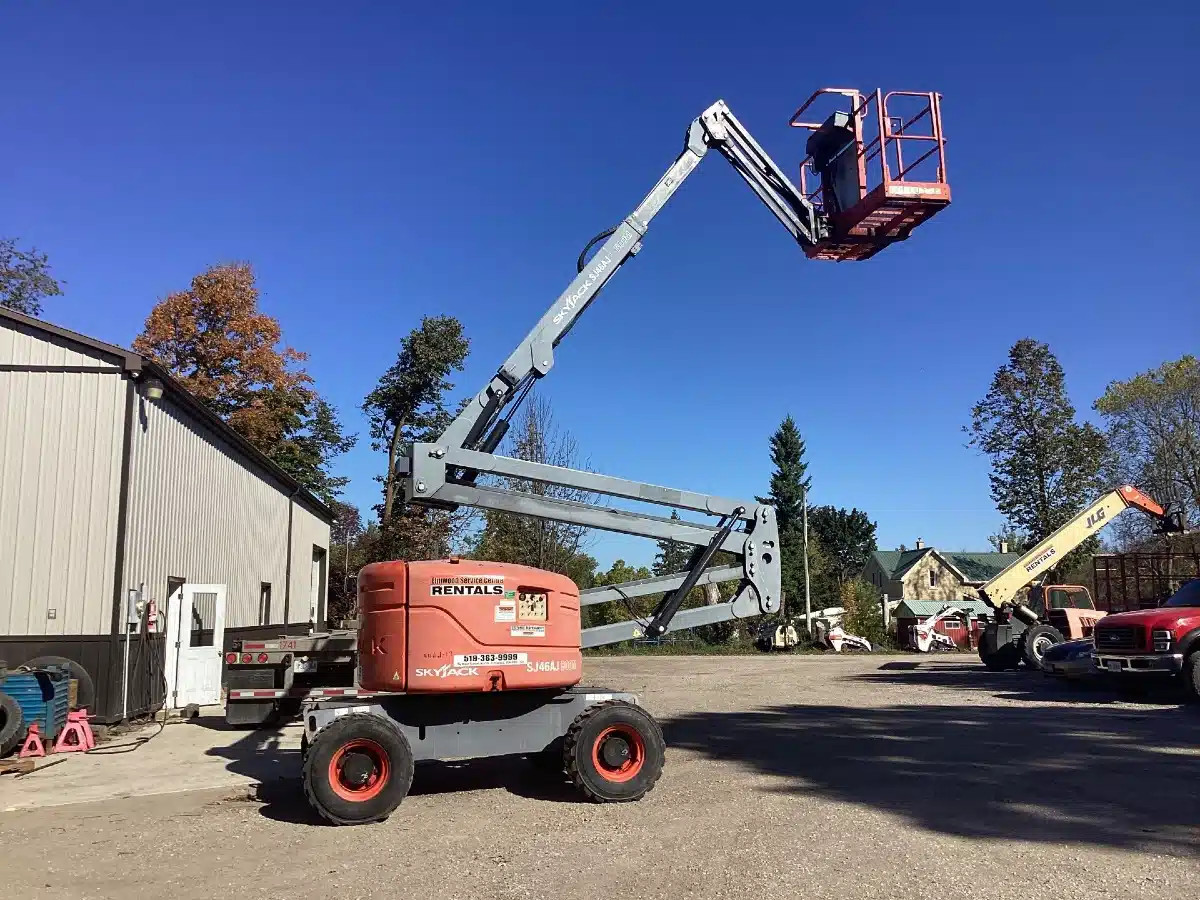 Used 2014 SkyJack SJ46AJ Boom