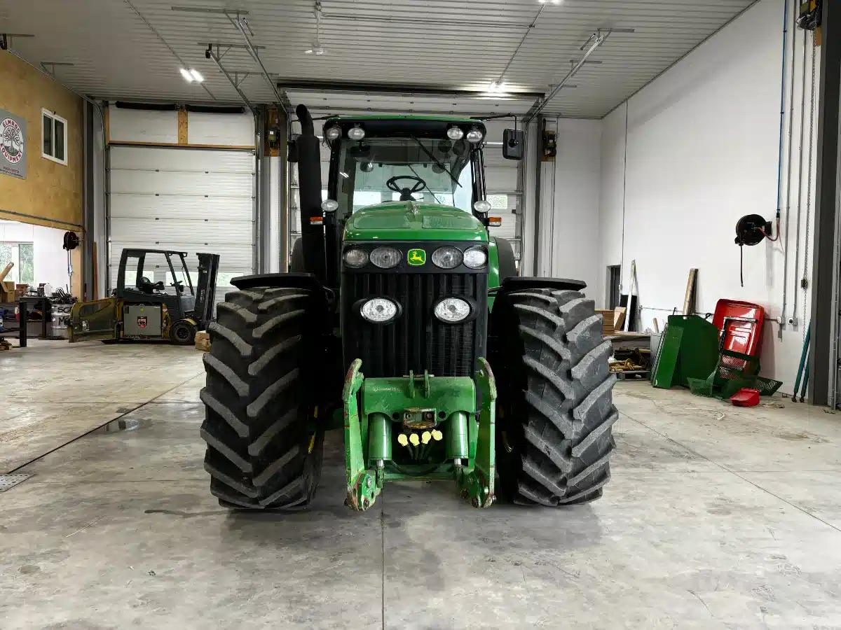 Gallery image 2 for Used 2007 John Deere 8230 Tractor