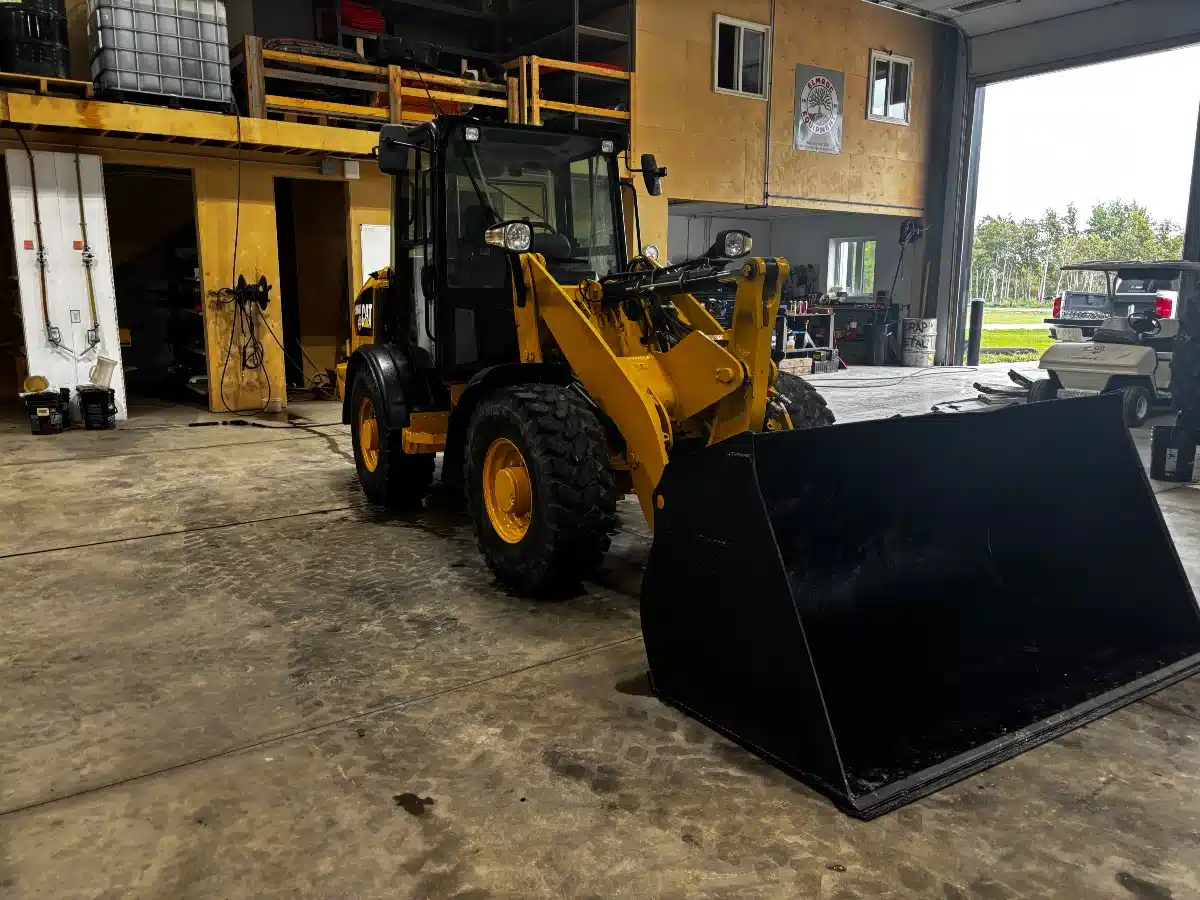 Gallery image 1 for Used 2020 Caterpillar 906M Wheel Loader
