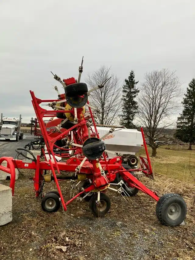 Gallery image 2 for Pottinger HIT 910 AZ Tedder