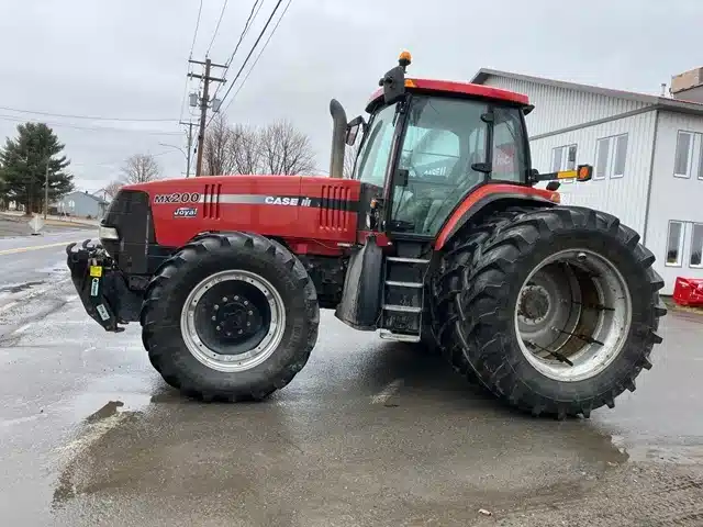 Gallery image 2 for Used 2002 Case IH MX200 Tractor