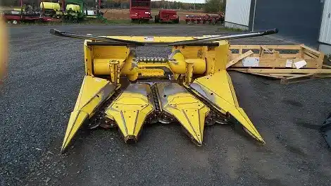 Gallery image 1 for New Holland . Header - Row Crop