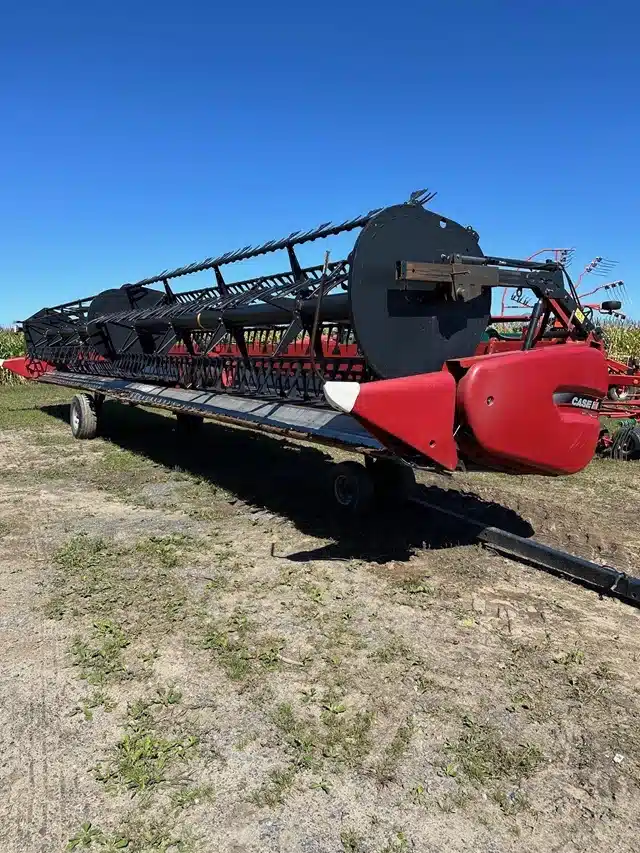 Gallery image 2 for Used 2014 Case IH 3162 Header - Draper