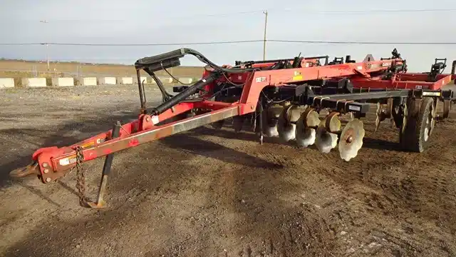 Gallery image 2 for Used 2011 Case IH ECOLO-TIGER 870 Disc Ripper