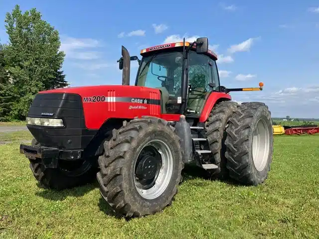 Gallery image 2 for Used 2002 Case IH MX200 Tractor