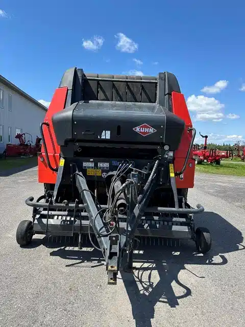 Gallery image 2 for Used 2012 Kuhn VB 2160 Round Baler