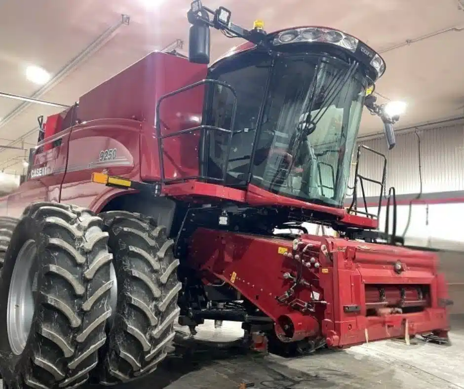 Used 2022 Case IH 9250 Combine