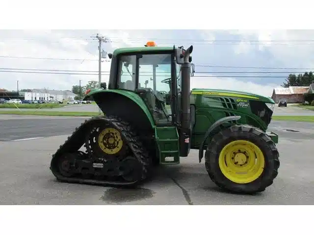 Gallery image 2 for Used 2014 John Deere 6105M Tractor