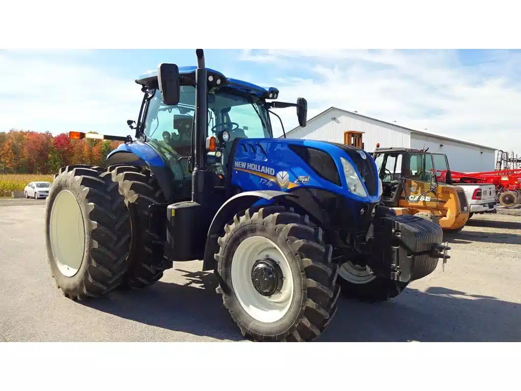 Gallery image 2 for Used 2018 New Holland T7.210 Tractor