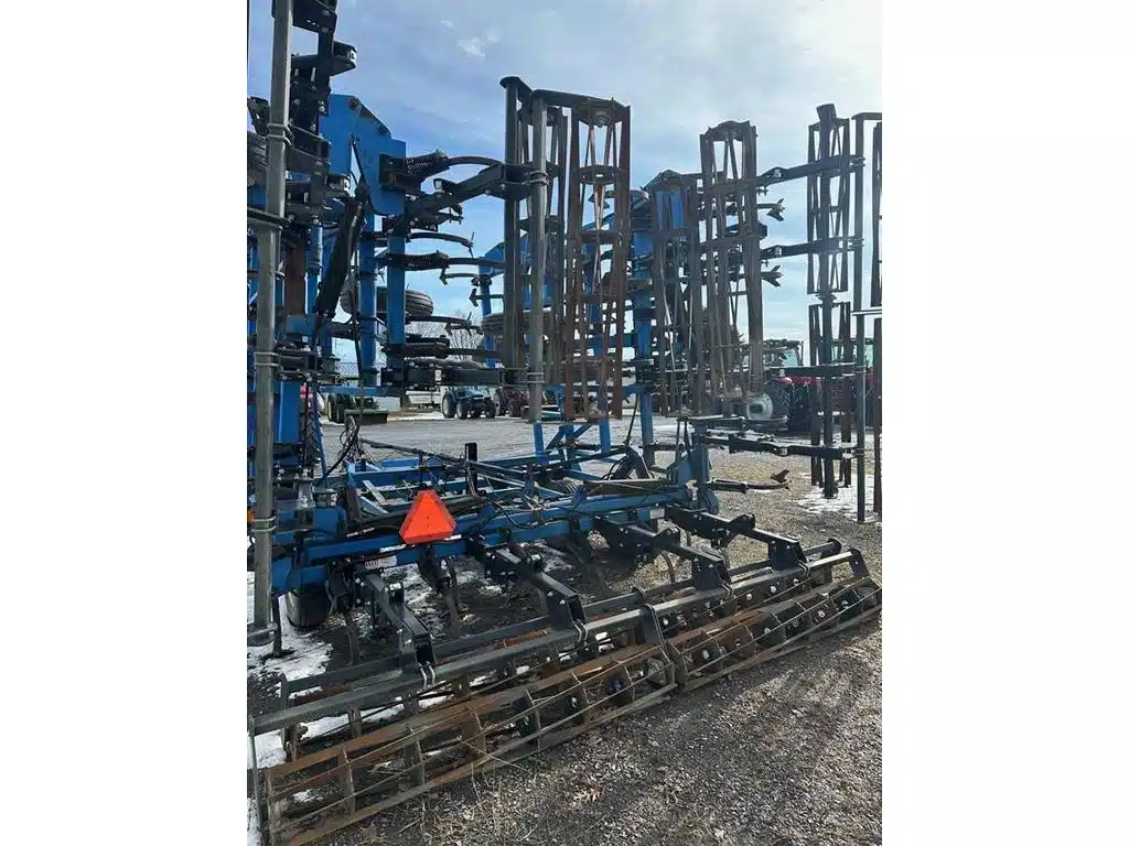 Gallery image 2 for 2010 DMI II Cultivator