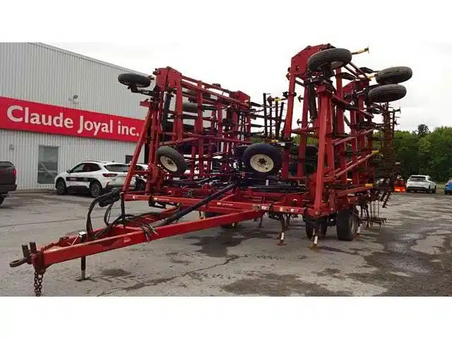 Gallery image 1 for Case IH 200 Cultivator