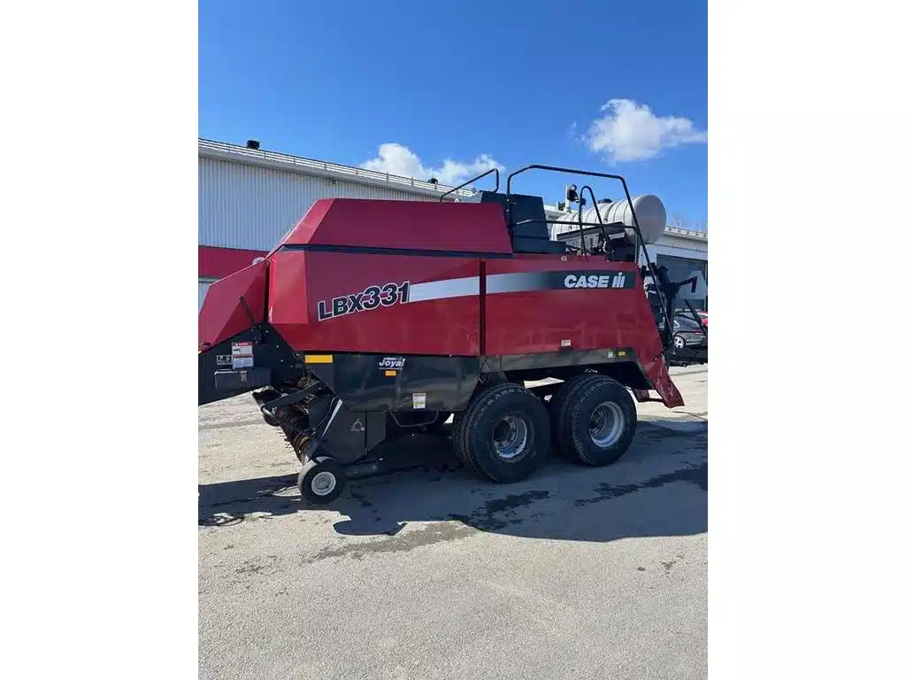 Gallery image 2 for Case IH LBX331 Square Baler - Small