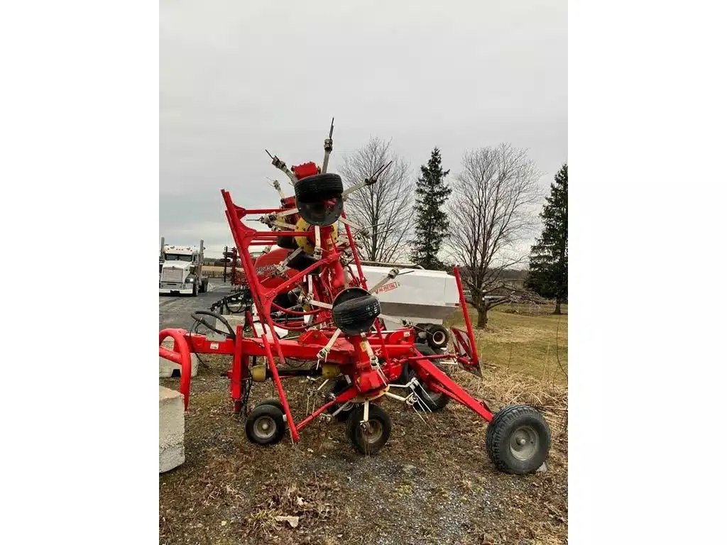 Gallery image 2 for Used Pottinger HT910AZ Tedder Rake
