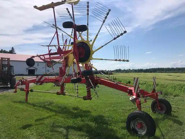 Gallery image 1 for Used 2011 Pottinger EUROTOP 851A Rake
