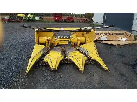 Gallery image 1 for New Holland 3 rangs Feeder