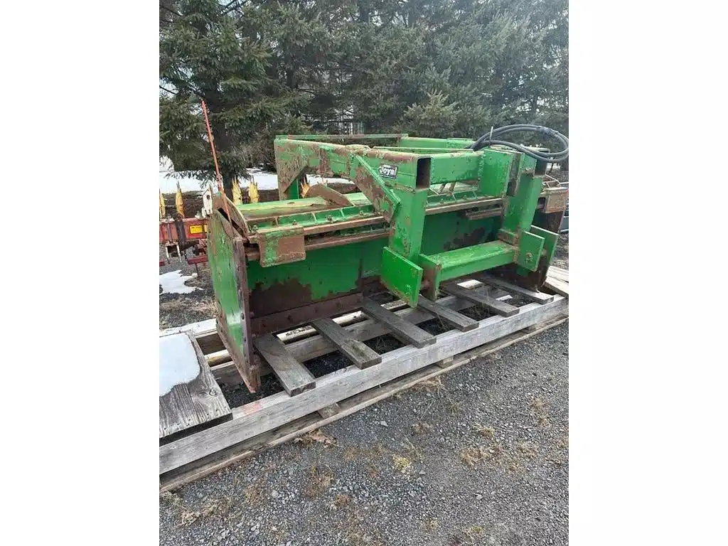 Gallery image 1 for Used 8-13 Snow Blade