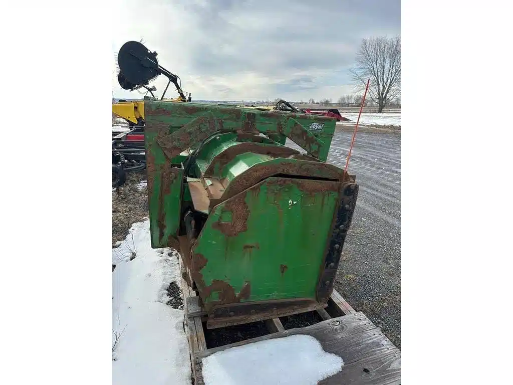 Gallery image 2 for Used 8-13 Snow Blade