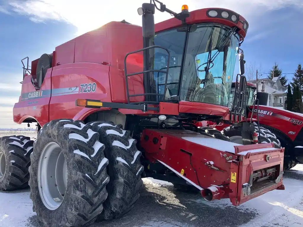 Gallery image 2 for 2012 Case IH 7230 Combine